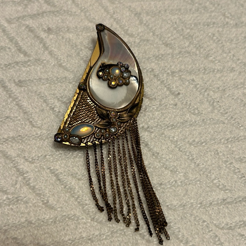 Marena Handmade brooch/pendant